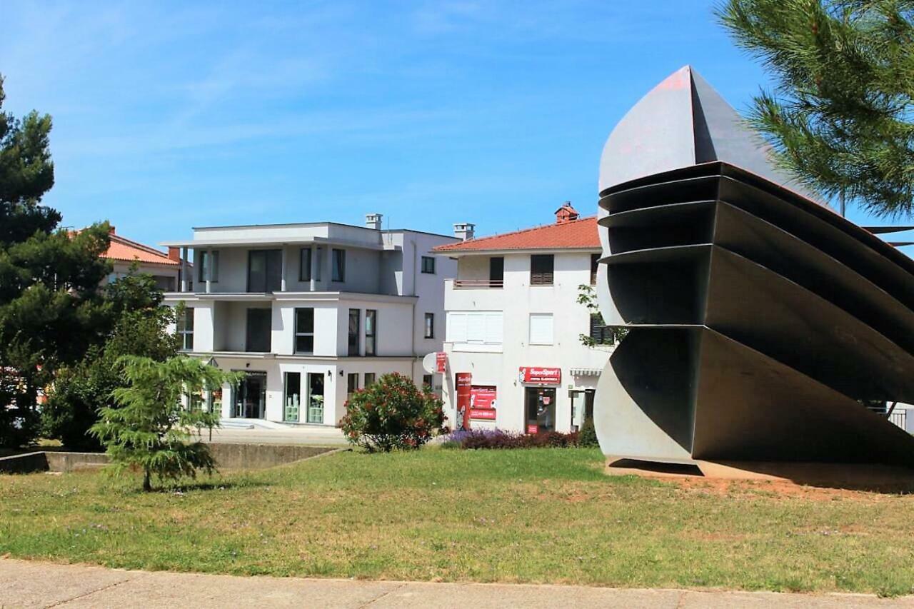 Apartment Monte Paradiso Пула Екстериор снимка