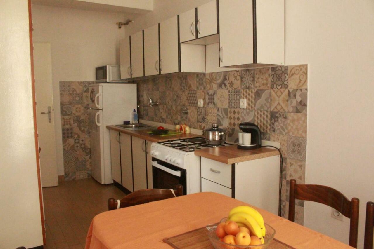 Apartment Monte Paradiso Пула Екстериор снимка